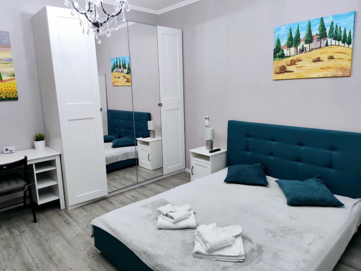 Chic Studio Old City Center - Ivo19 Bukarest Eksteriør billede