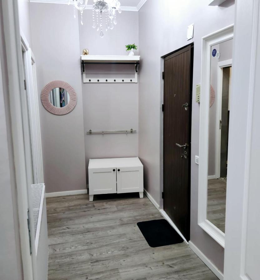 Chic Studio Old City Center - Ivo19 Bukarest Eksteriør billede