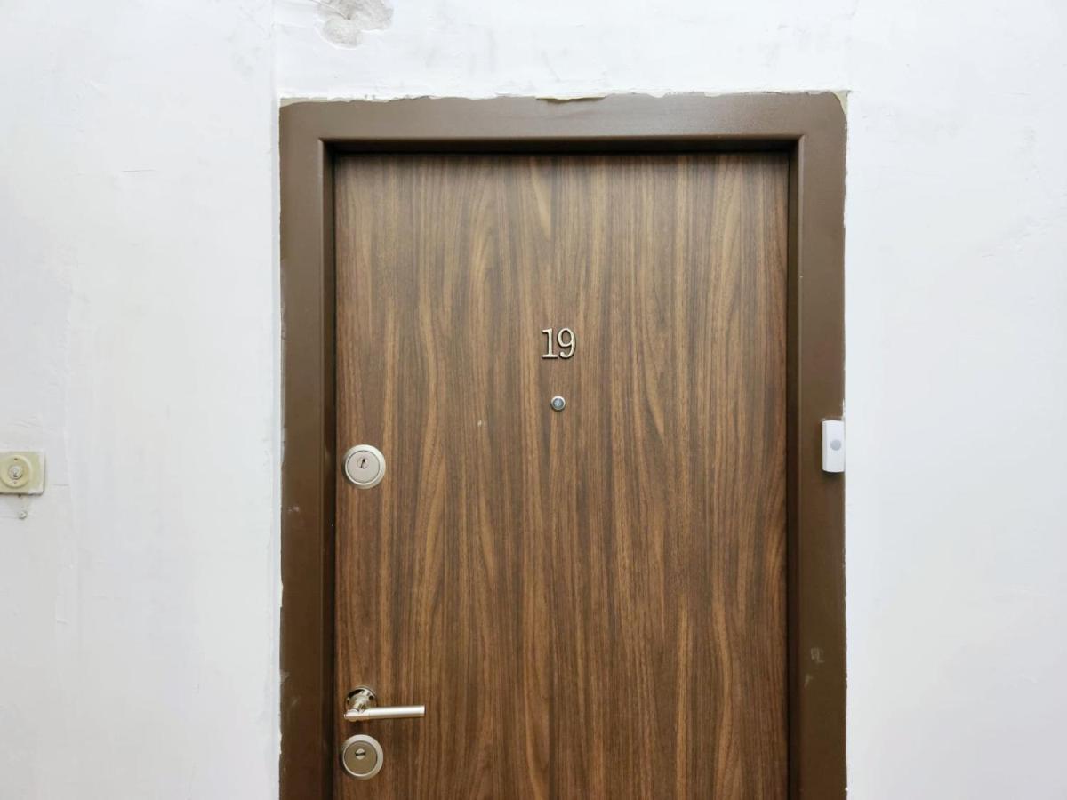 Chic Studio Old City Center - Ivo19 Bukarest Eksteriør billede