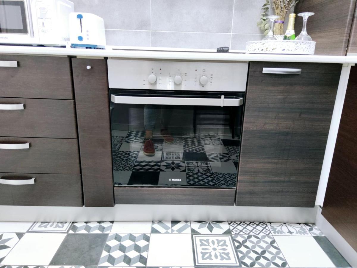 Chic Studio Old City Center - Ivo19 Bukarest Eksteriør billede