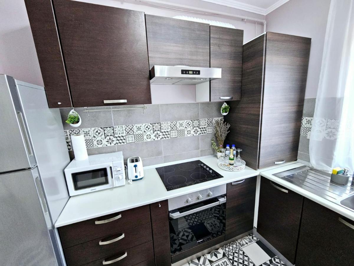Chic Studio Old City Center - Ivo19 Bukarest Eksteriør billede