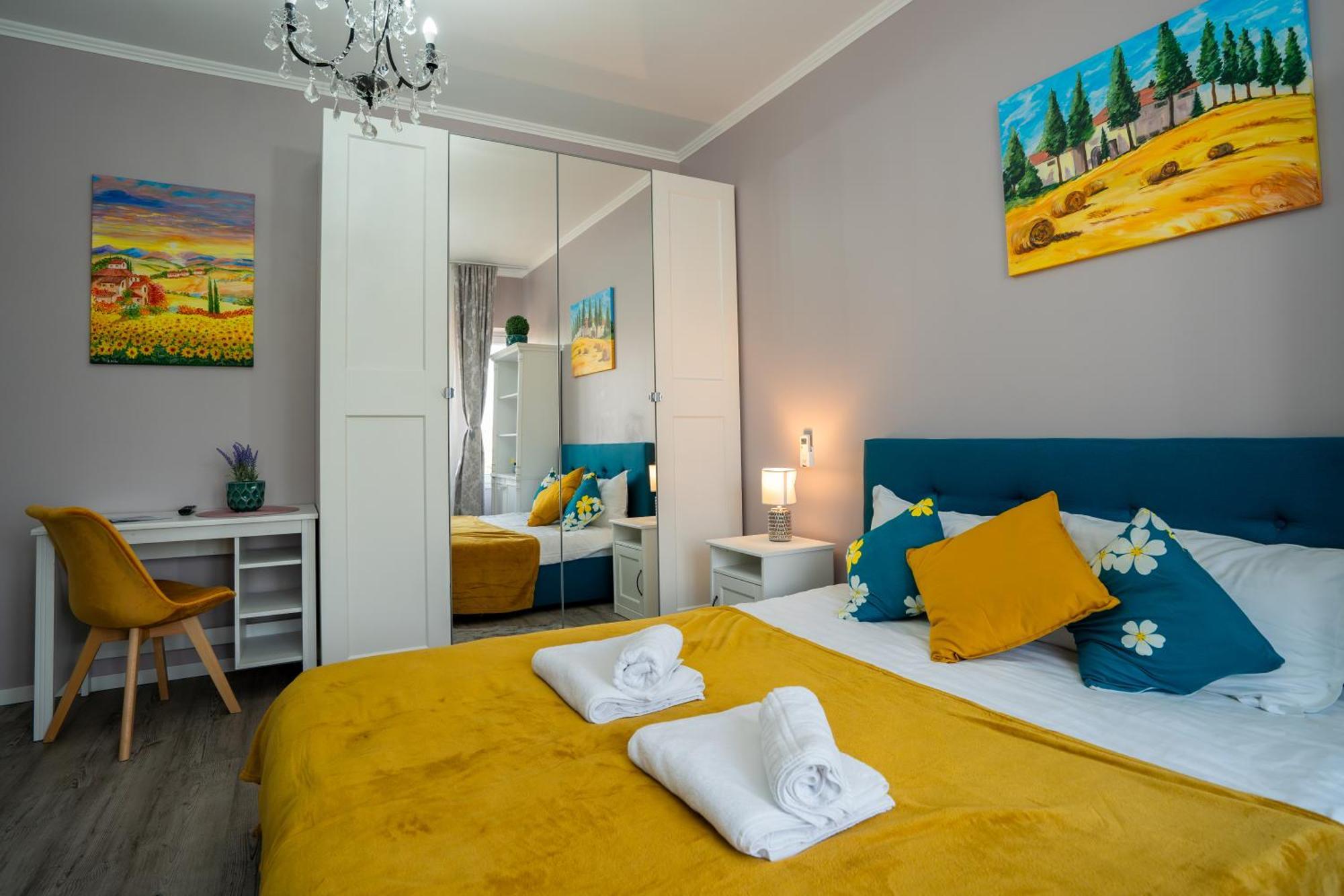 Chic Studio Old City Center - Ivo19 Bukarest Eksteriør billede