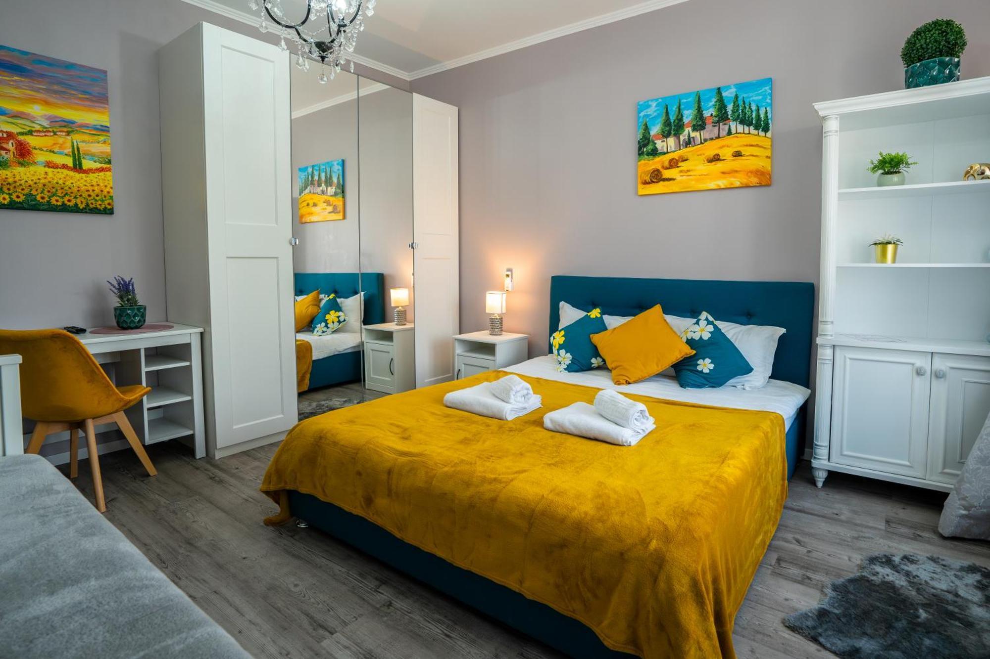 Chic Studio Old City Center - Ivo19 Bukarest Eksteriør billede